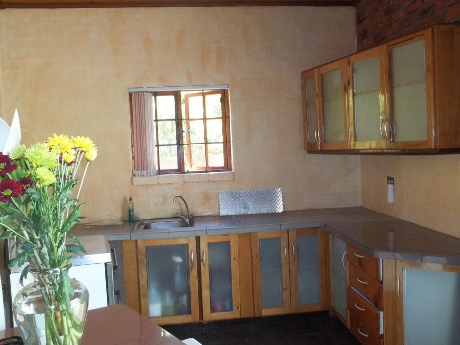 To Let 2 Bedroom Property for Rent in Muizenberg Western Cape
